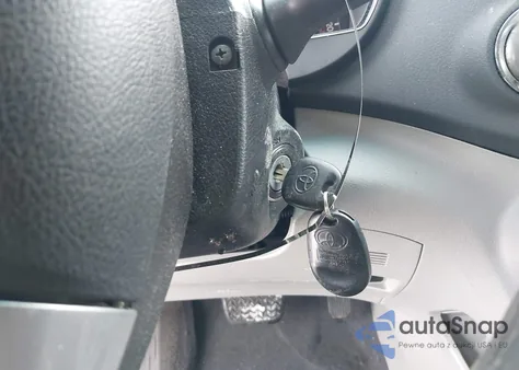 2012 Toyota Highlander Base V6 z USA, uszkodzony, nr VIN 5TDBK3EH6CS115710